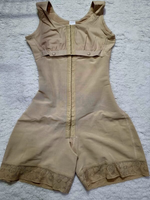 Faja Colombiana Body con Brasier con 4 hileras de broches - Imagen 10
