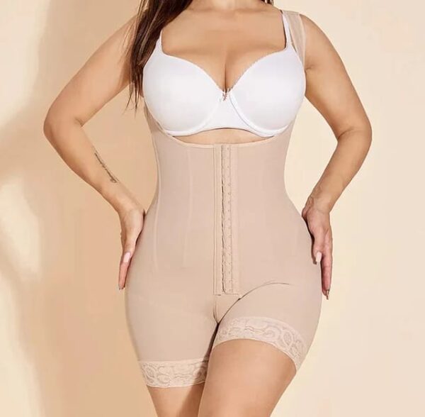 Faja Colombiana con Varillas y  4 Niveles de Ajuste  con Broches. Línea Confort - Imagen 5